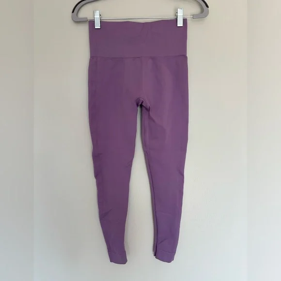 Light Purple Set Active Set - Picture 7 of 7